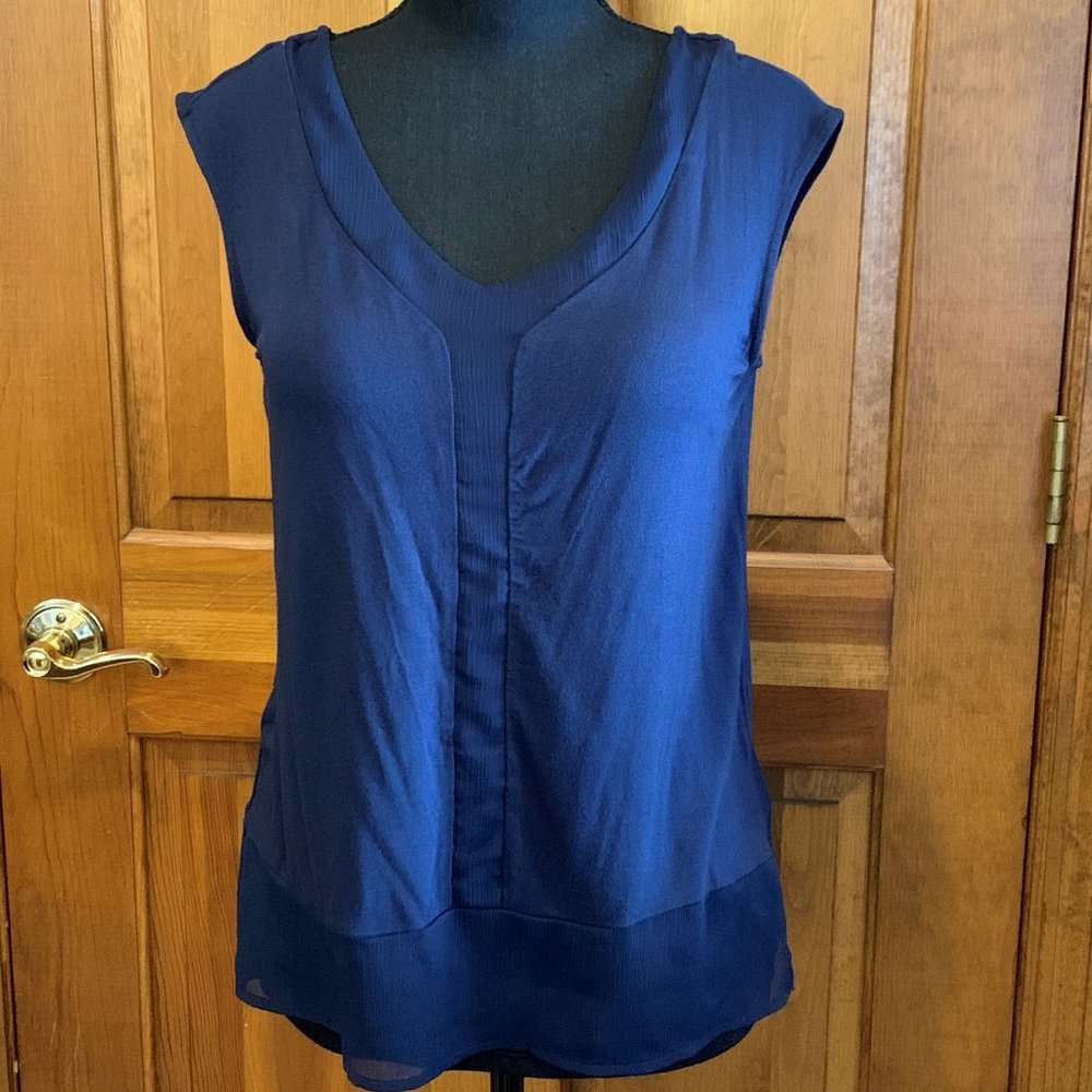 Covington Woman's Sleeveless Top, Small, Navy